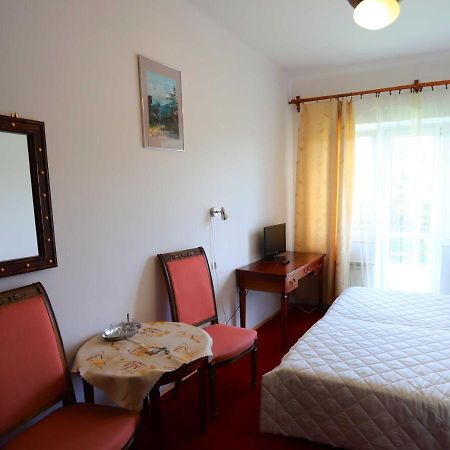Domy Wczasowe Tryumfy Bed & Breakfast Krynica Zdroj Exterior photo
