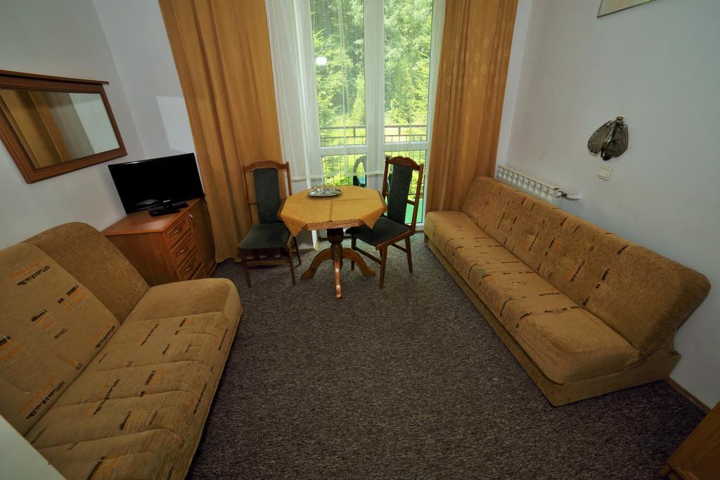 Domy Wczasowe Tryumfy Bed & Breakfast Krynica Zdroj Room photo